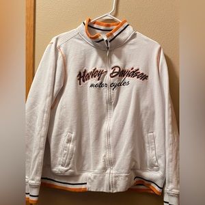 Vintage embroidered Harley Davidson sweatshirt.